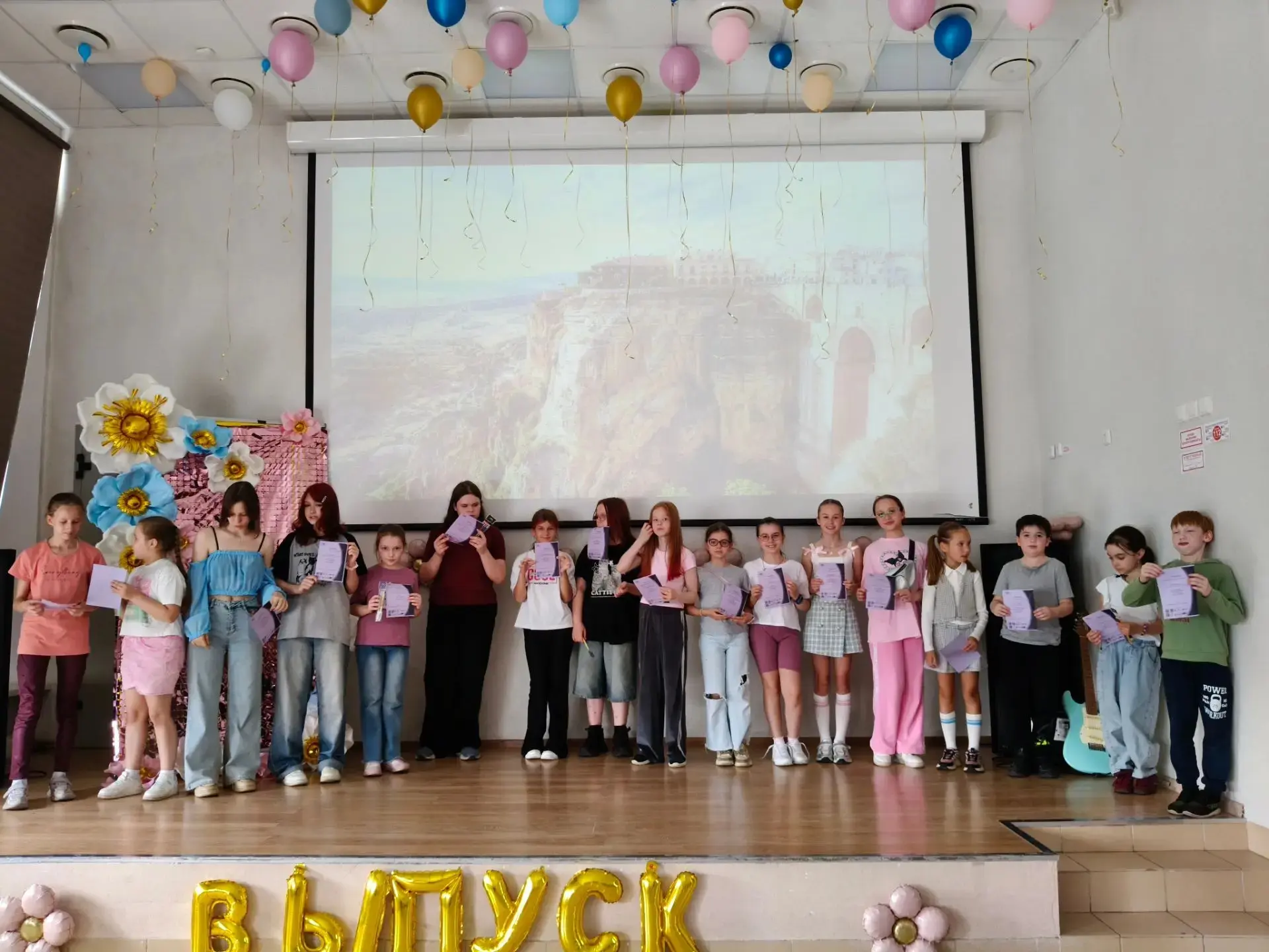 🎉 Завершилась смена в лагере с дневным пребыванием детей IT‑школы! 🎉
