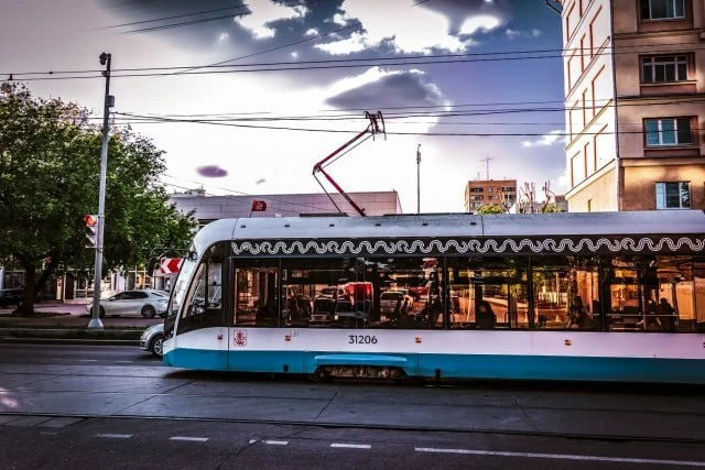 Трамвай на Судостроительной 🚋
