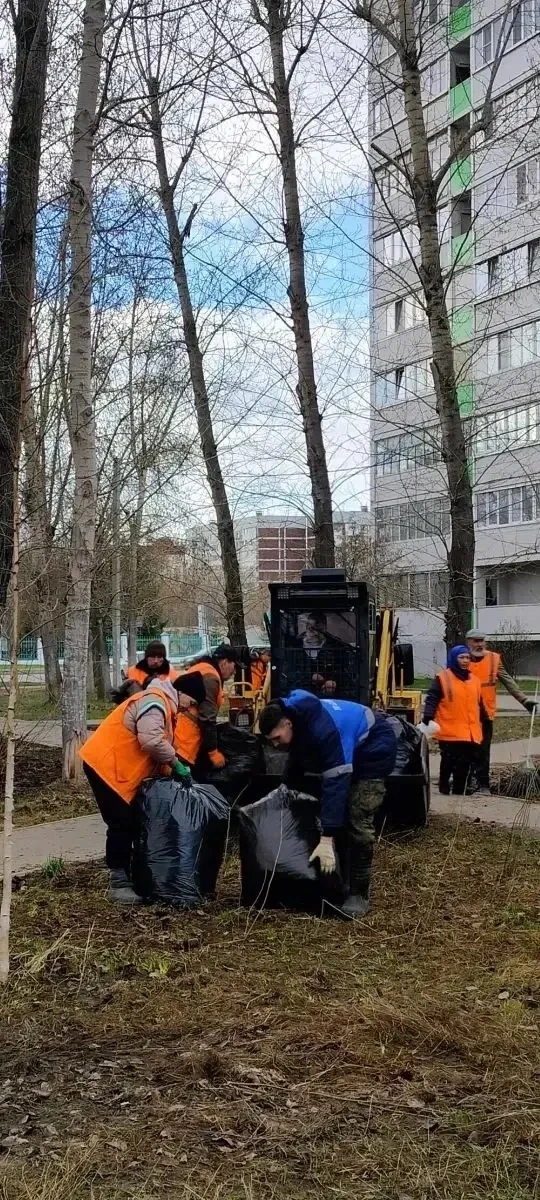 🚀 Двухмесячник по санитарной очистке в ООО «УК «Савиново» набирает обороты!