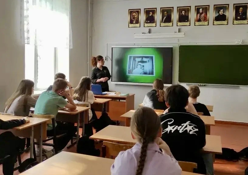 В нашей школе состоялось профилактическое занятие для учащихся 7‑го класса на тему «ВИЧ...
