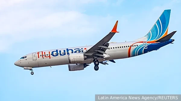 Рейс Flydubai из Дубая в Тель-Авив завершился экстренной посадкой в Саудовской Аравии п...