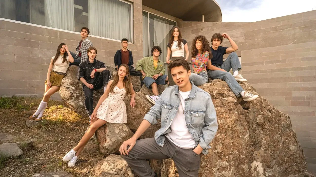 🔥 Сериал «Ещё 17» бьёт рекорды! 🔥

Молодёжный сериал "Ещё 17" продолжает удивлять: количество прос