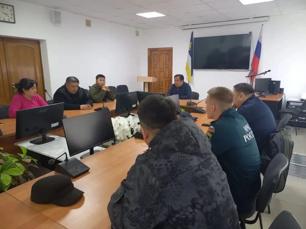 ⚡️ В двух улусах Закаменского района ввели режим ЧС из-за паводка  Режим чрезвычайной ситуации сегод
