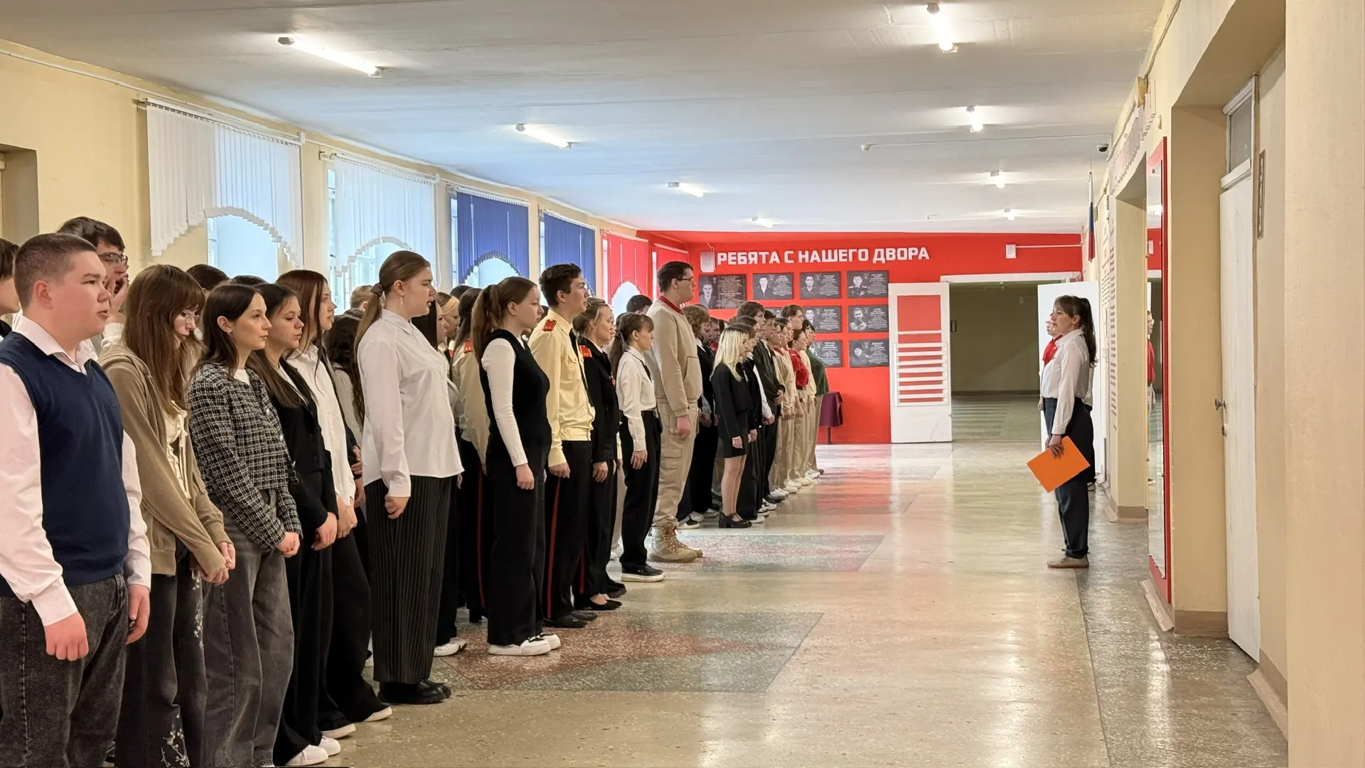 🇷🇺 Славься страна, мы гордимся тобой!   13 апреля, понедельник, учебный день в школе №3 п.Советский 