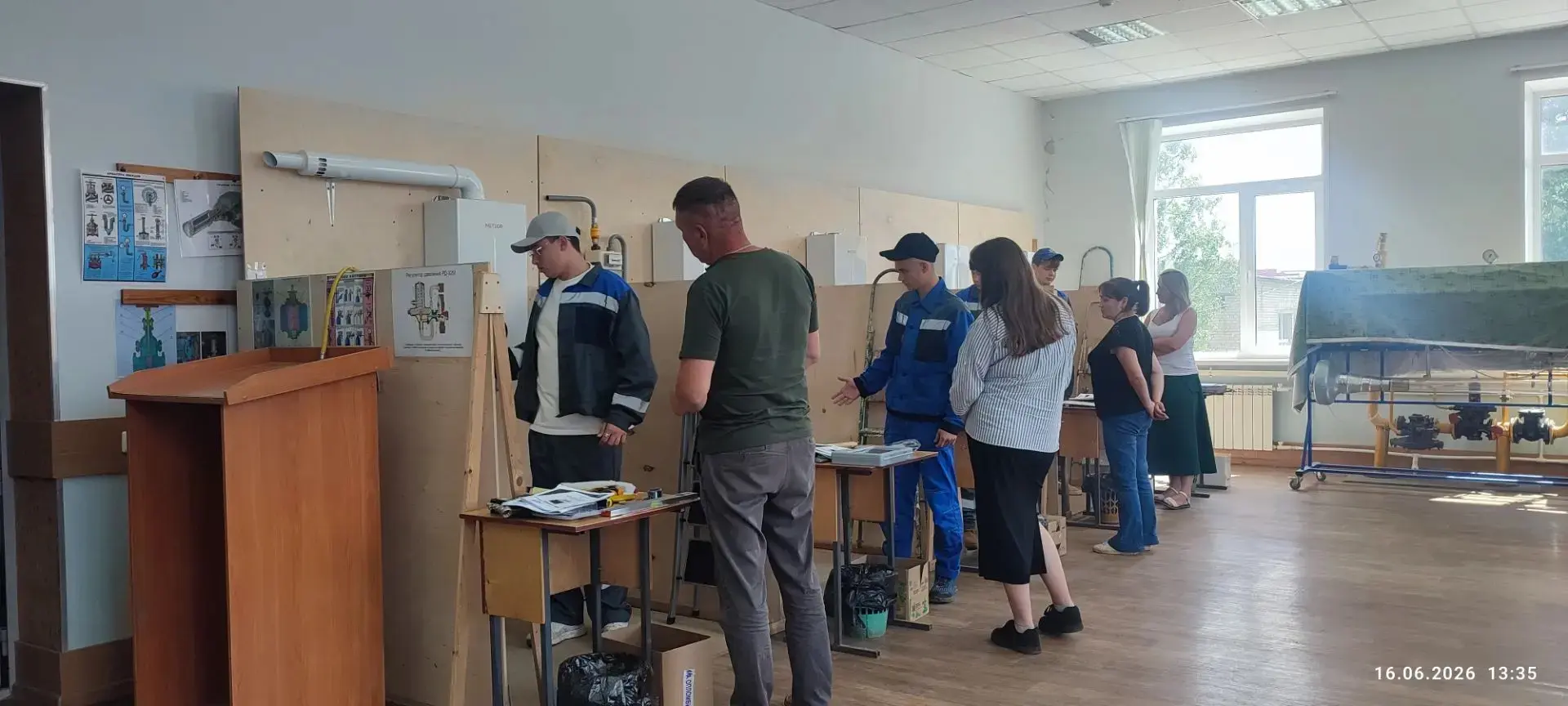 В Волжском филиале «ПГТУ» продолжаются демонстрационные экзамены!🧑‍🎓

🔧С 16 июня студенты 4‑го ку