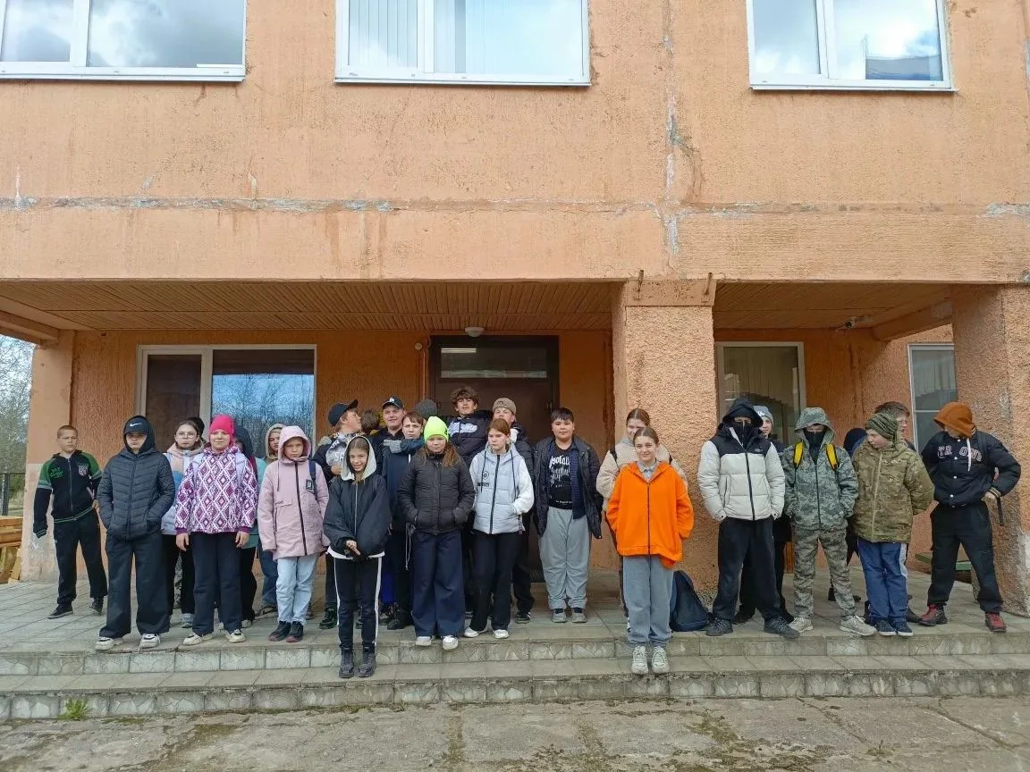 В рамках Дня Земли и Всероссийской недели субботников ученики нашей школы вместе с учит...