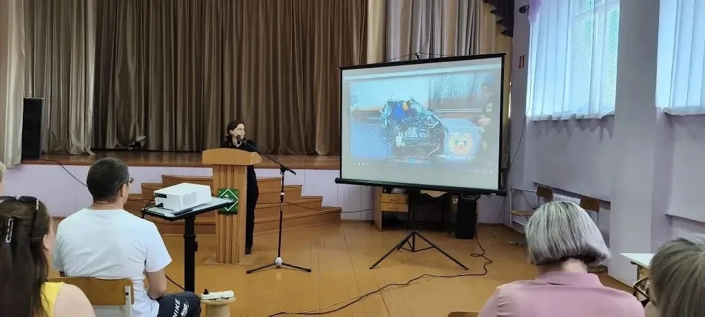 📢 В школе прошло родительское собрание для начальных классов!  На повестке дня — безопасность детей,