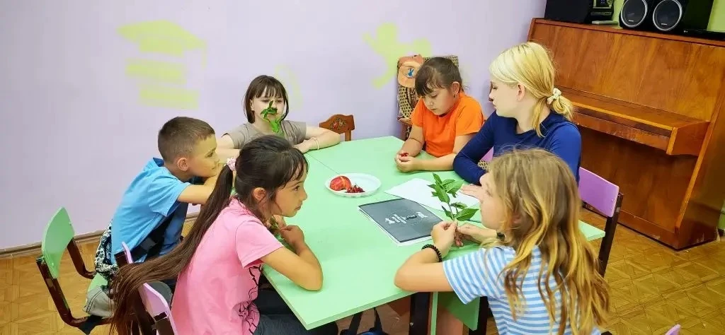 18 июня в ЛДП "Сказка" прошел тематический день "Национальная кухня" 🍲.
В этот день воспитатели орг