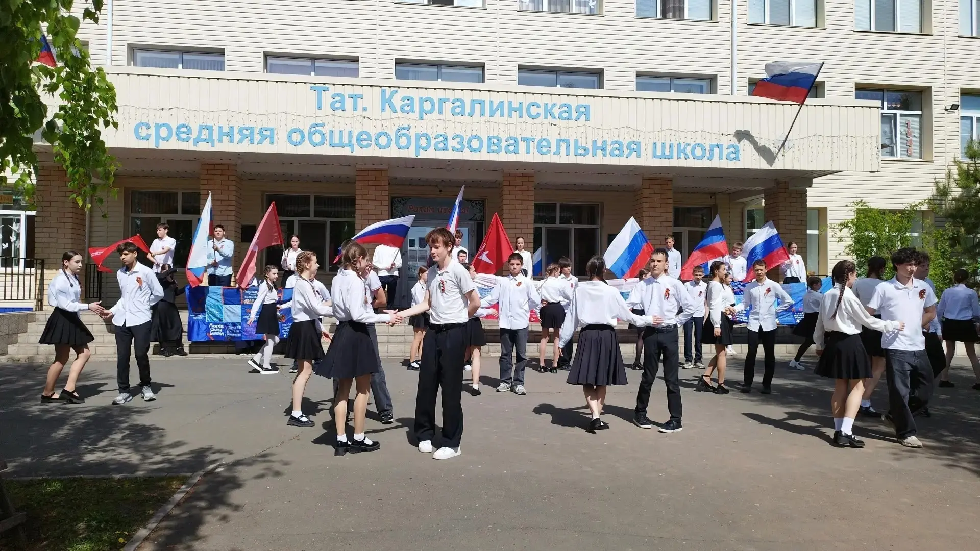 Вальс Победы: кружимся в ритме памяти 🕊