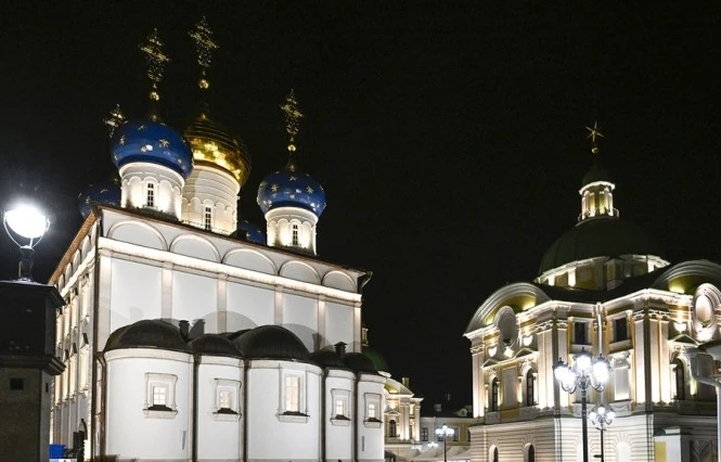 Светлое Христово Воскресение объединило верующих в Твери 🕊    В ночь с 11 на 12 апреля 2026 года Т
