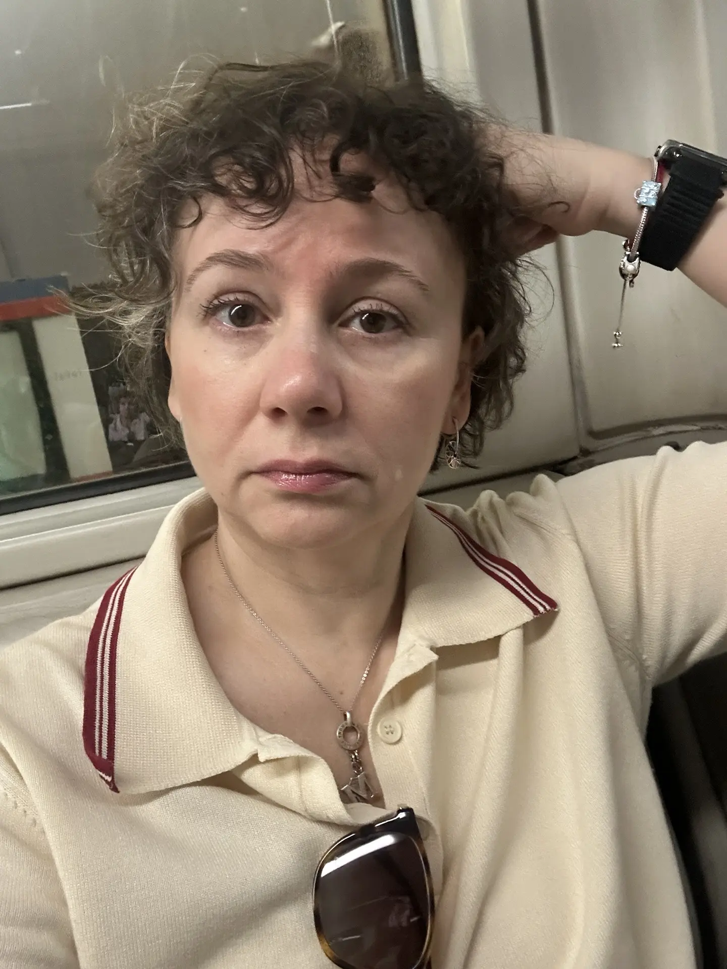 Один из страхов тревожников, даже лайтовых, перепутать время и дату выезда/вылета. 

Поэтому я всегд