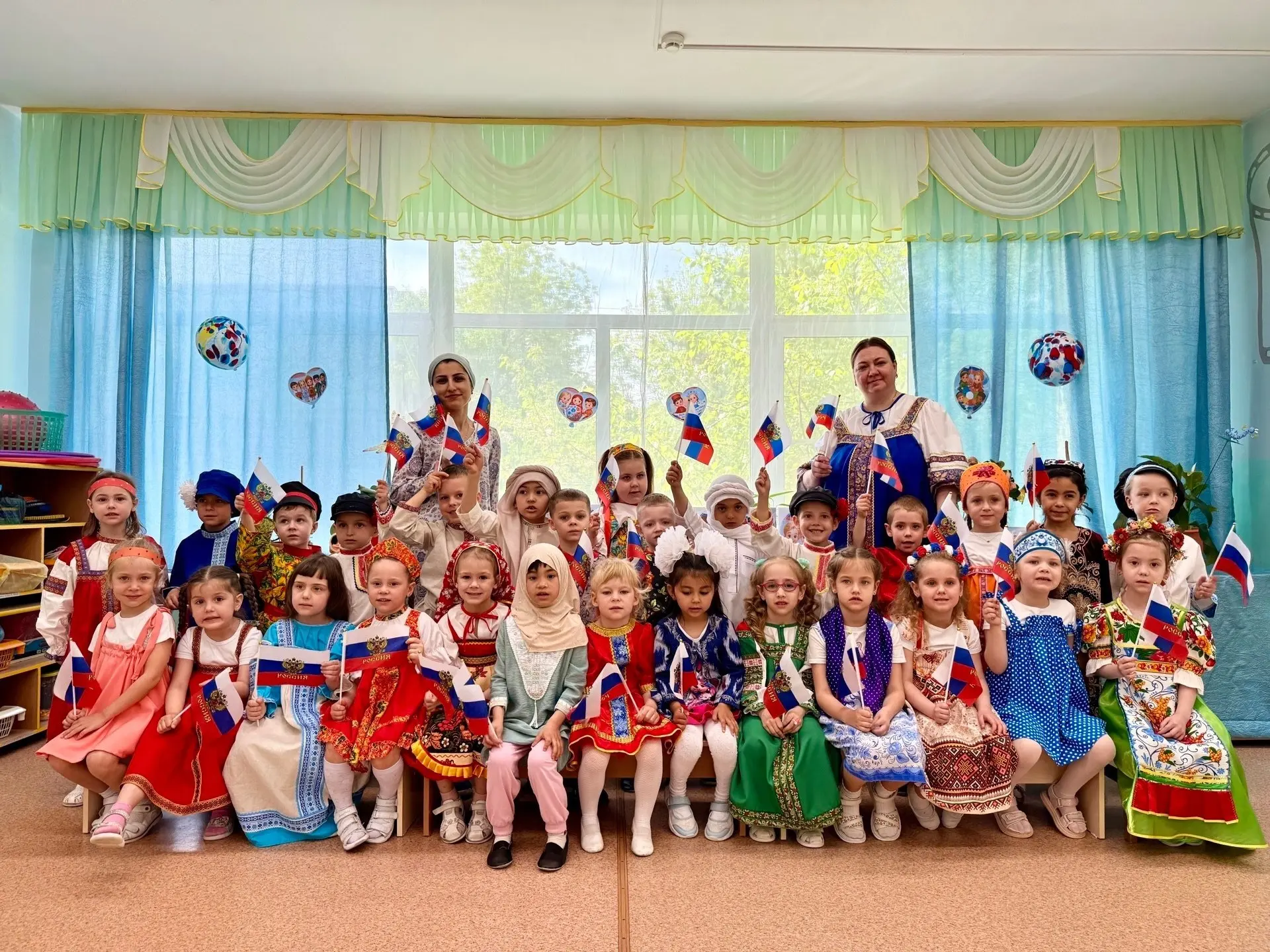 ✨Сегодня в стенах нашего детского сада царила атмосфера дружбы и познания! Мы отметили ...