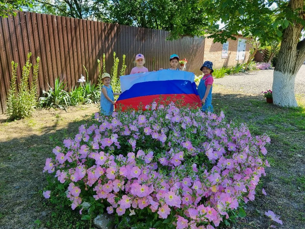 🇷🇺"Каждый из нас — неотъемлемая часть великой российской земли."