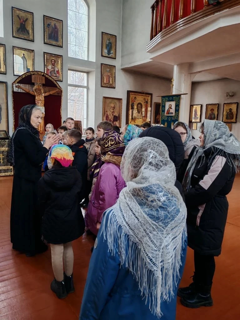 💫 ЭКСКУРСИЯ В ХРАМ   ✨ Учащиеся 4 «Б» класса посетили Храм Святого апостола Андрея Первозванного.   