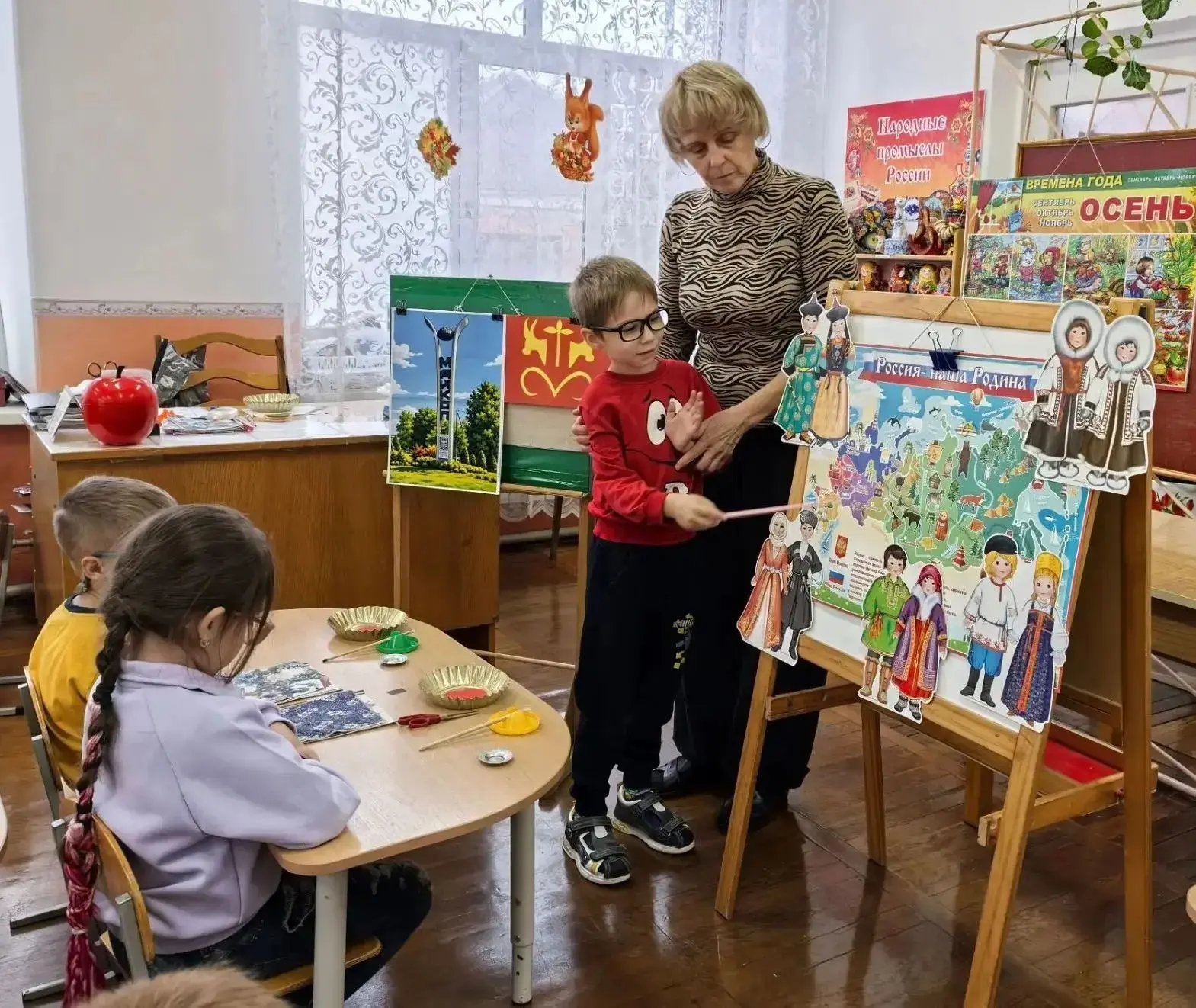 Маленькие патриоты группы «Ягодка» создают красоту для родного города!