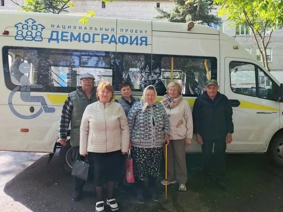 Продолжается доставка граждан старше 65 лет, проживающих в сельской местности, в Балтайскую районную
