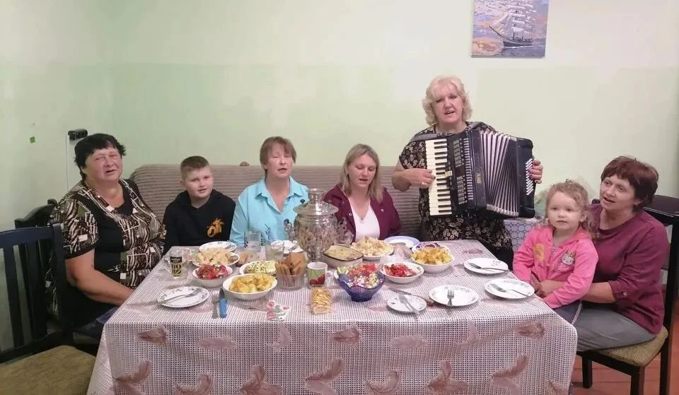 Работники Истопского сельского Дома культуры в рамках Единого дня фольклора провели фол...