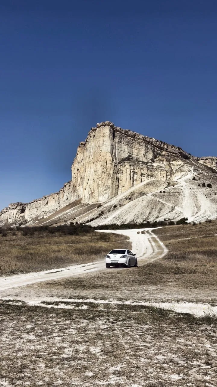 ⛰️ Белая скала.