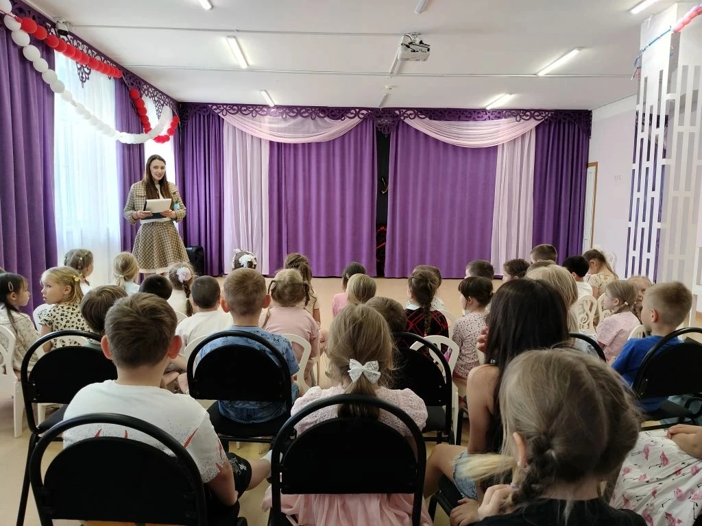 📚 Книжное приключение в нашем саду! 📖