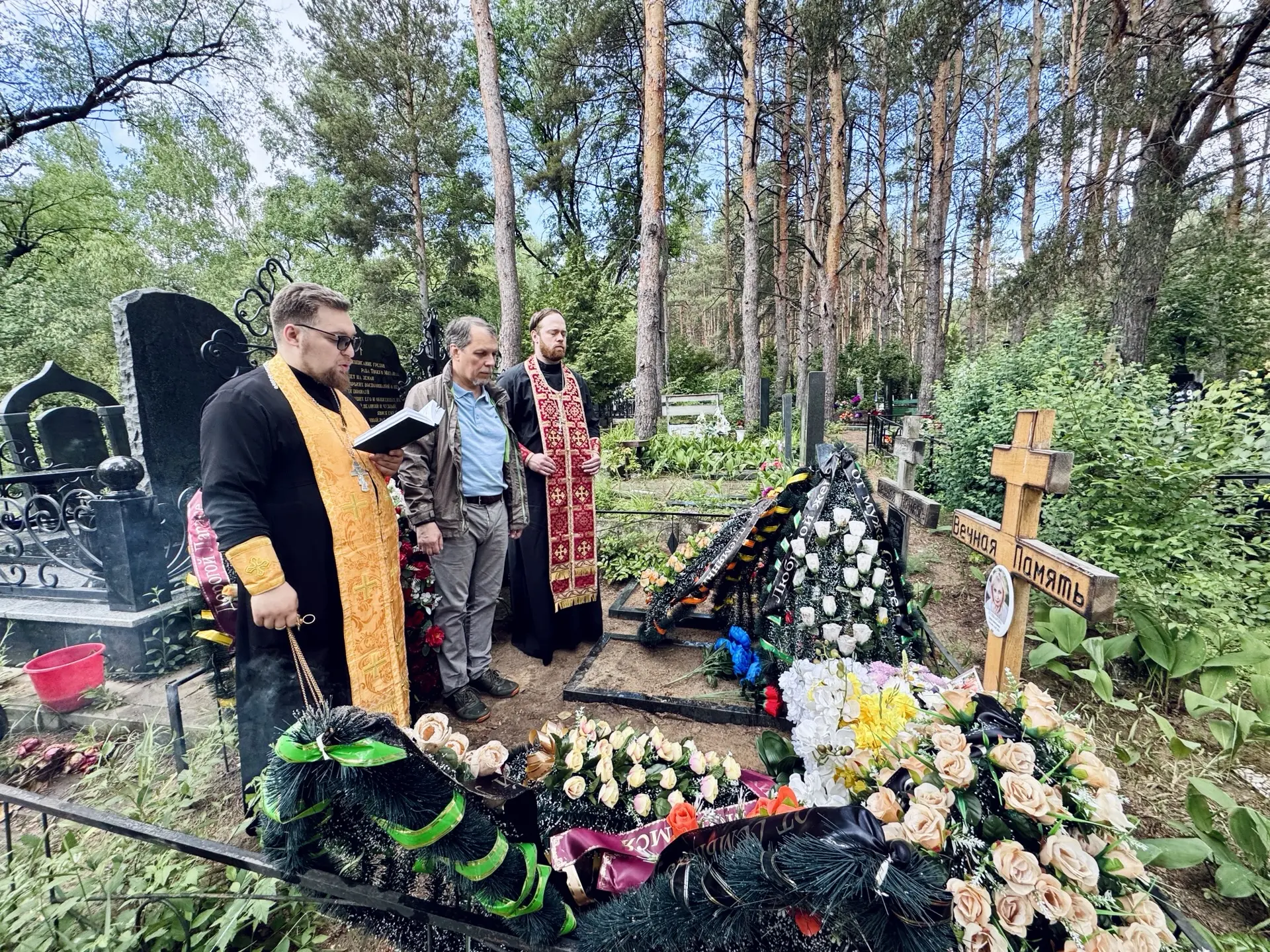 Почтение памяти супруги товарища и паломничество в Воронеже