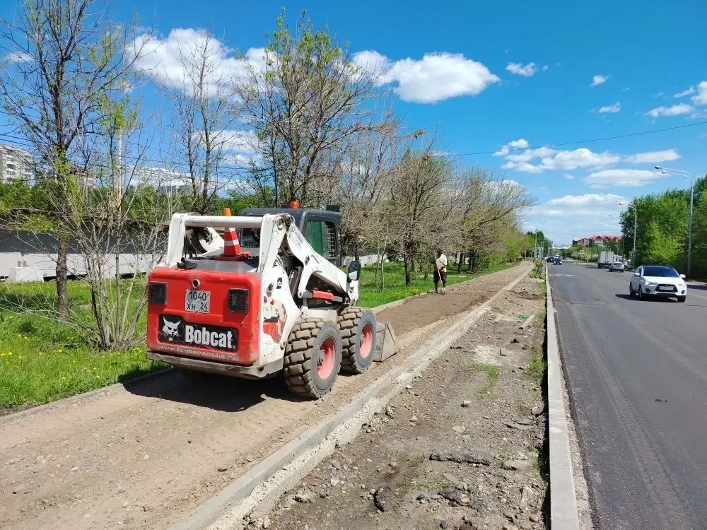 🚧✨ Ремонт тротуаров: шаг к безопасному и комфортному городу! ✨🚶‍♀️