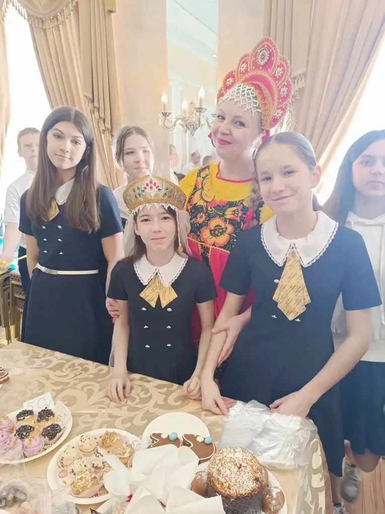 Расступись народ! Широкая ярмарка идет! 🎊Ещё немного праздничного настроения нам с утра 🌺❤️