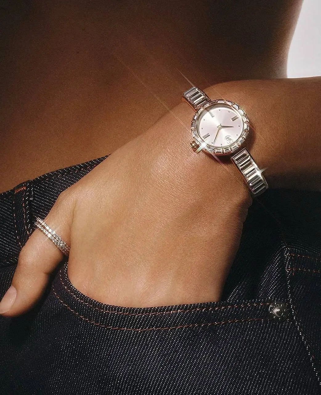 Лучшая цена на часы Swarovski: