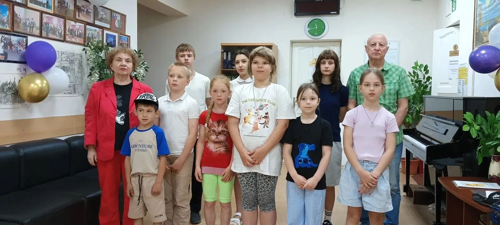 8 июня Летняя детская площадка  прошла интересно и увлекательно. День начался с зарядки на свежем во