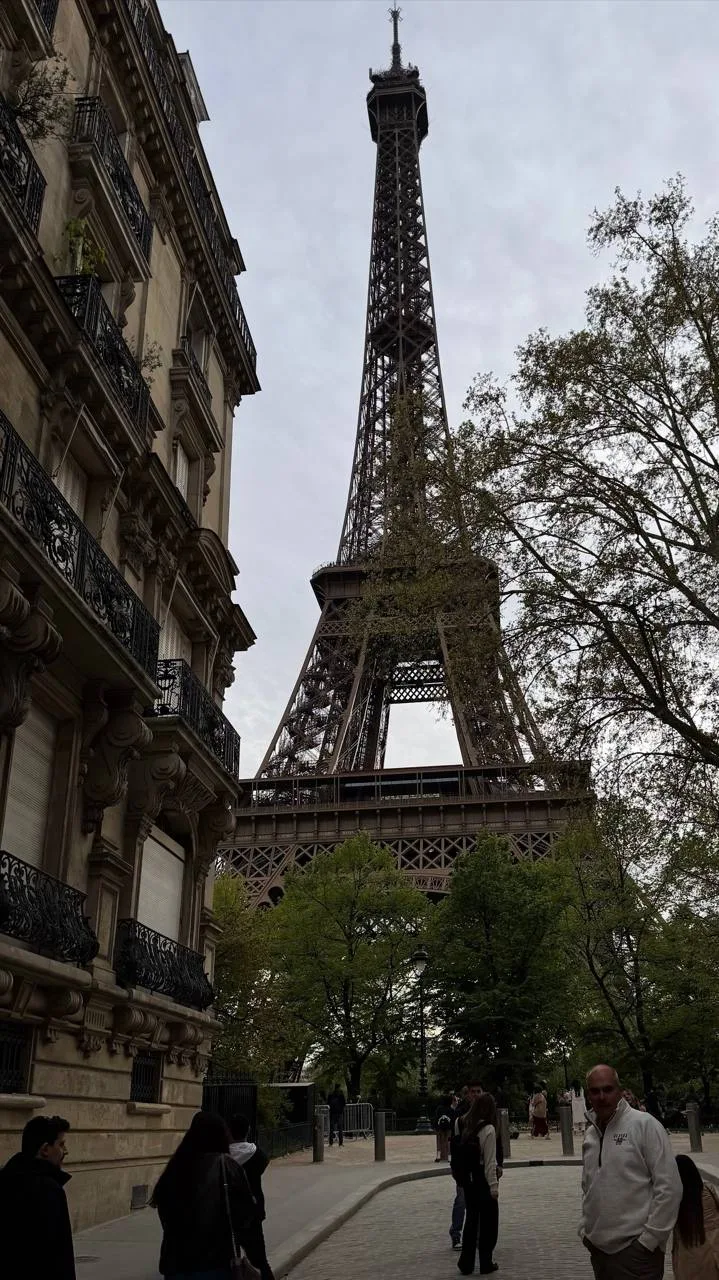bonjour, Paris! 💔