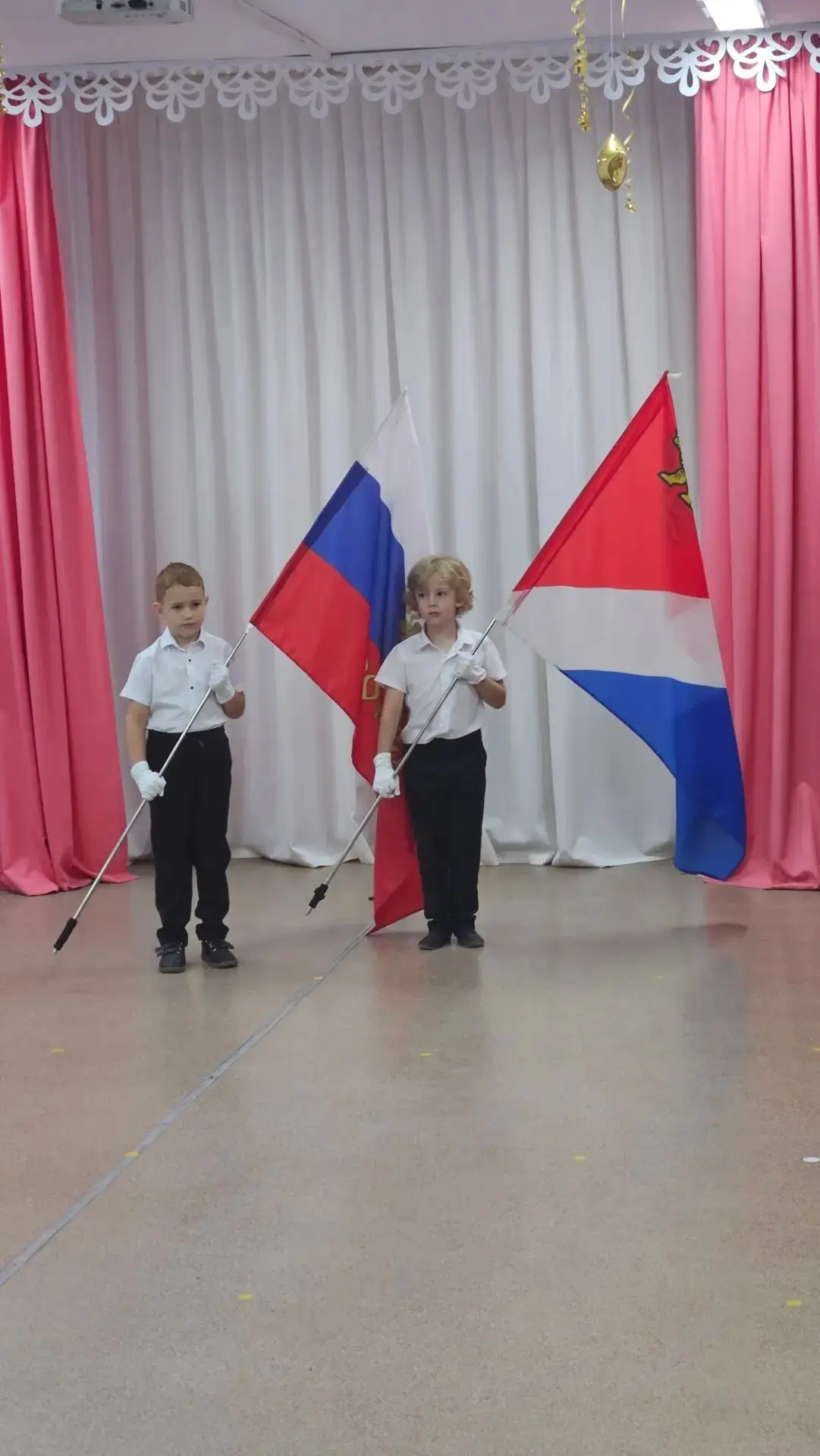🇷🇺 Добрая традиция новой недели!