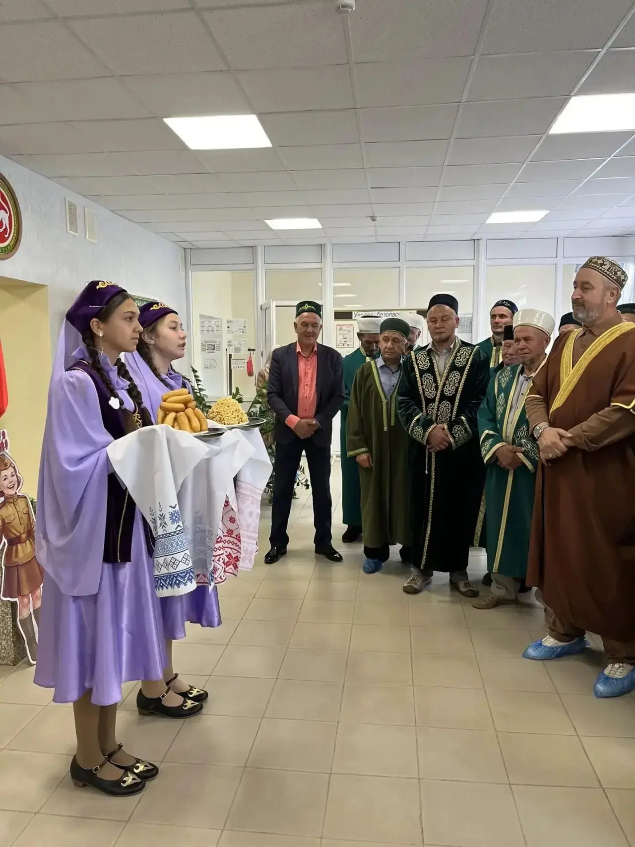 Гости посетили школьный музей.