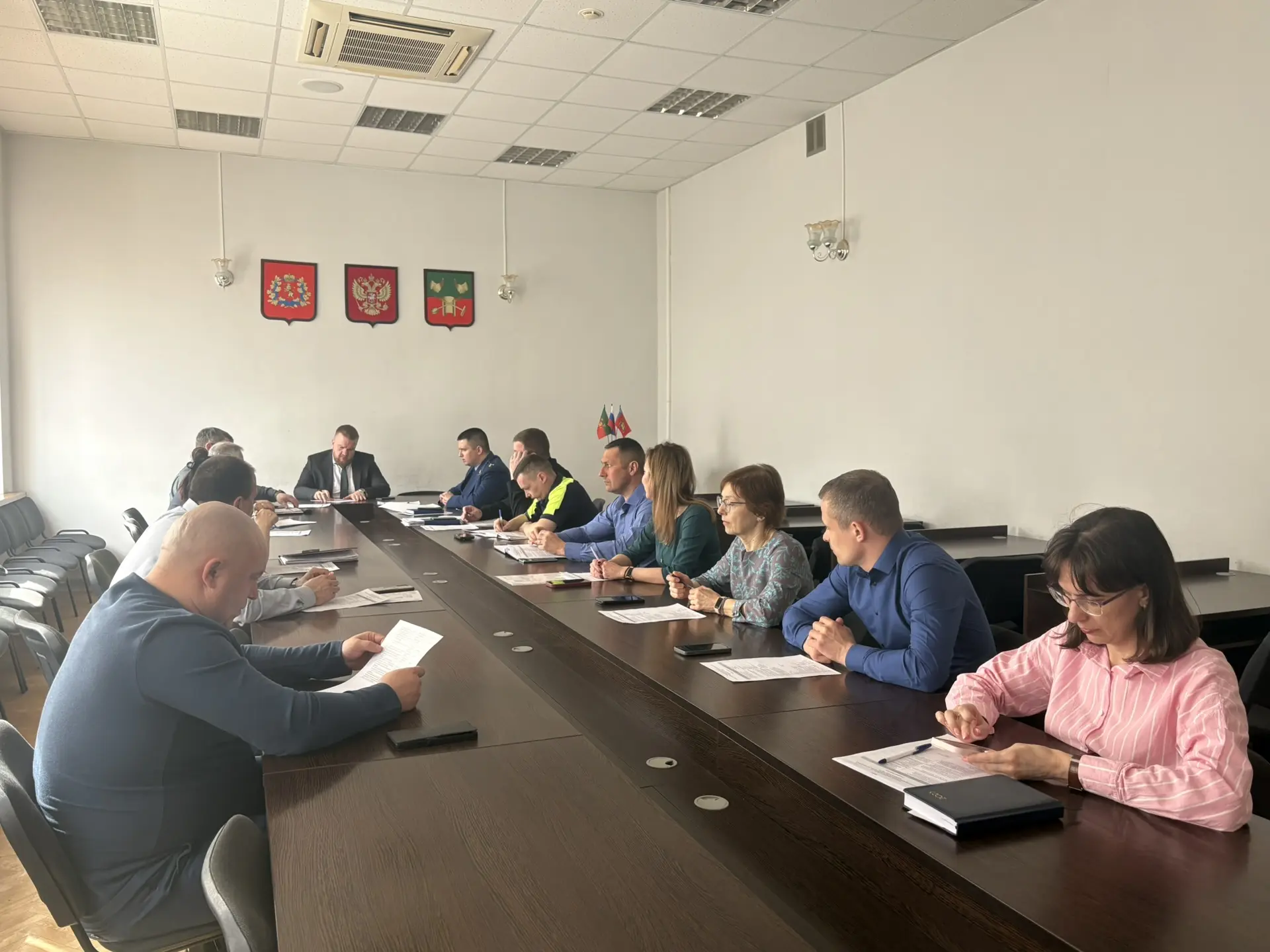 📌1 апреля в администрации округа состоялось заседание ежеквартальной  комиссии по безопасности дорож