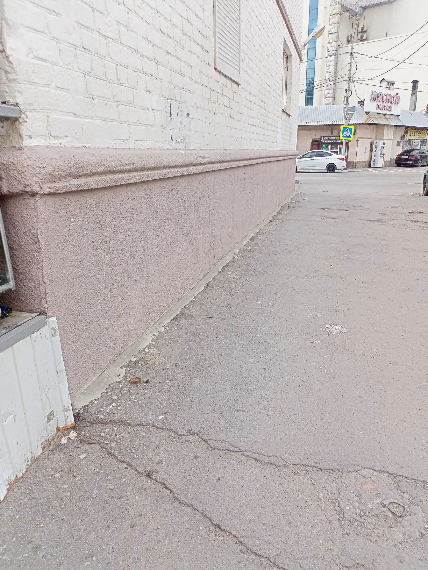 18.06.2026 г. на МКД г. Ростов-на-Дону, ул. Батуринская, д. 7 выполнены штукатурные раб...
