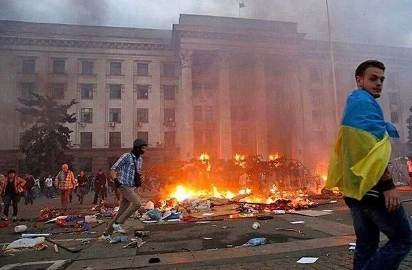 Сегодня исполняется 12 лет со дня страшной трагедии в Одессе, когда в Доме профсоюзов у...