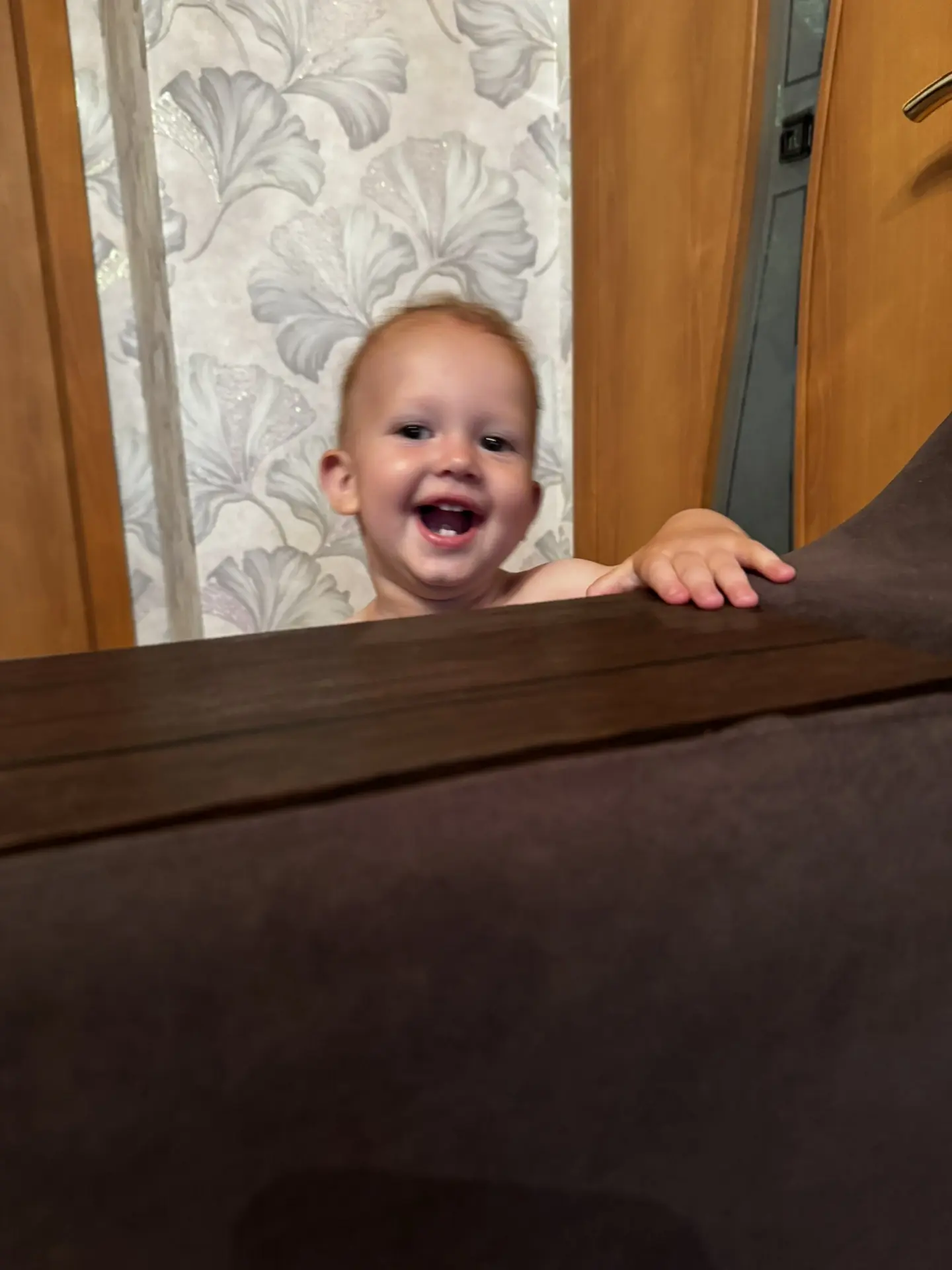Не очень доброе утро у нас сегодня. Заболел наш улыбашечка🥺 Всю ночь не спали, температура была. В 