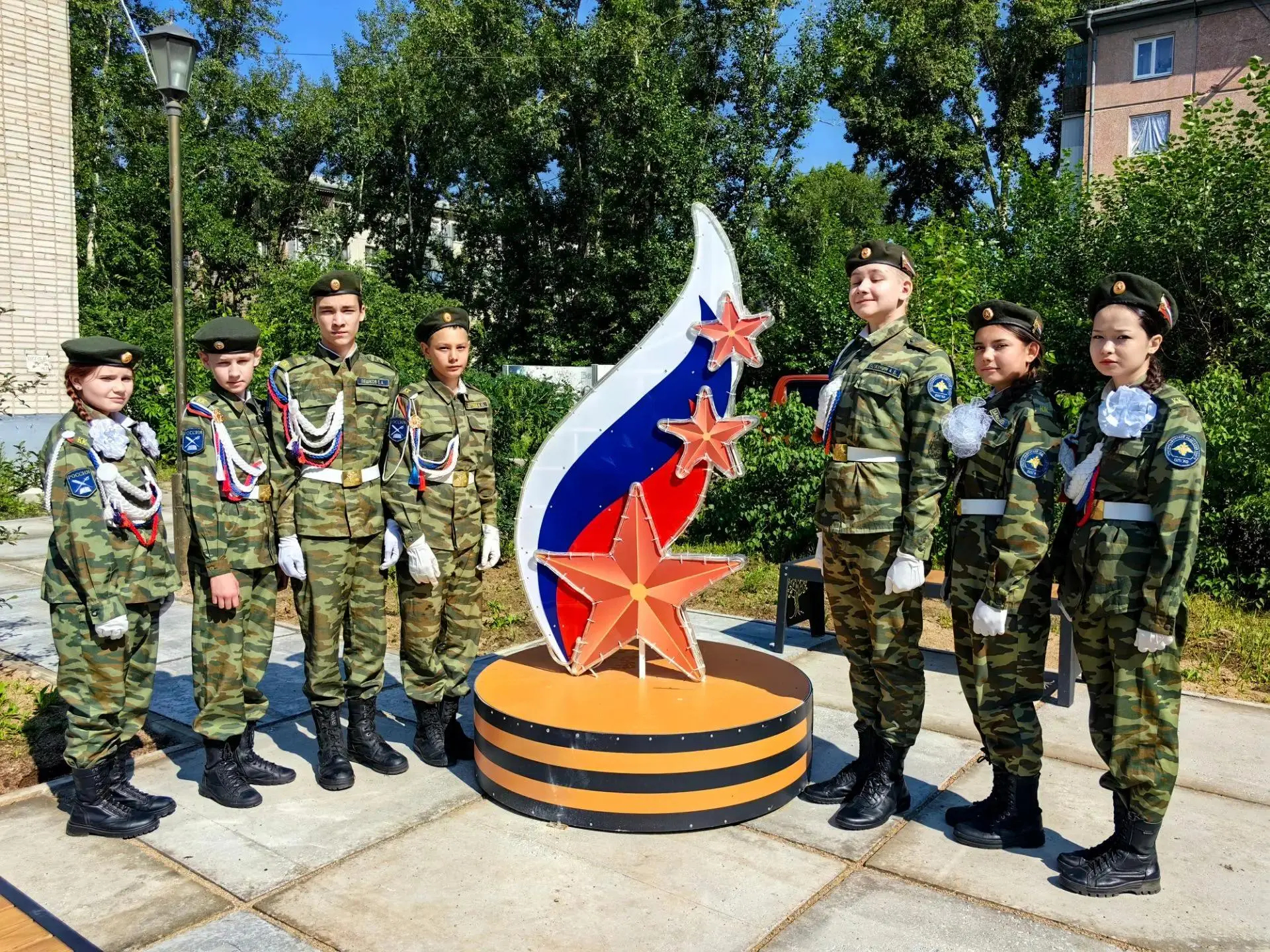 🎁С заботой о будущих защитниках: кадеты получили подарки от партнеров ППГХО