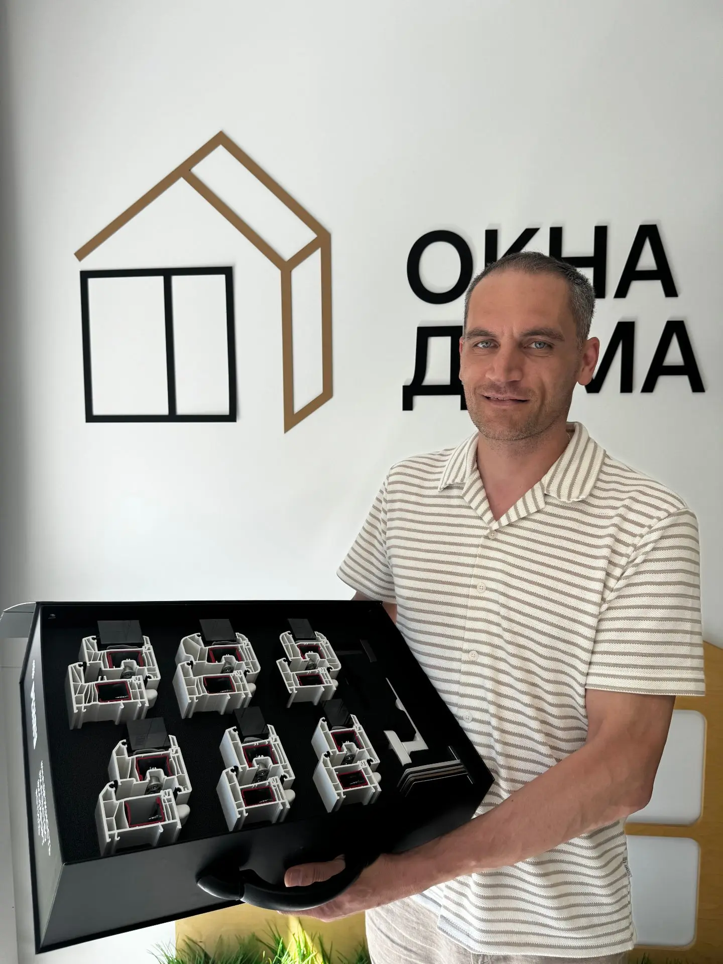 ⚡️Поздравляем представителей компаний «АРБОР» и 
«ДОМАШНИЕ ОКНА», которые стали очередными призёрами