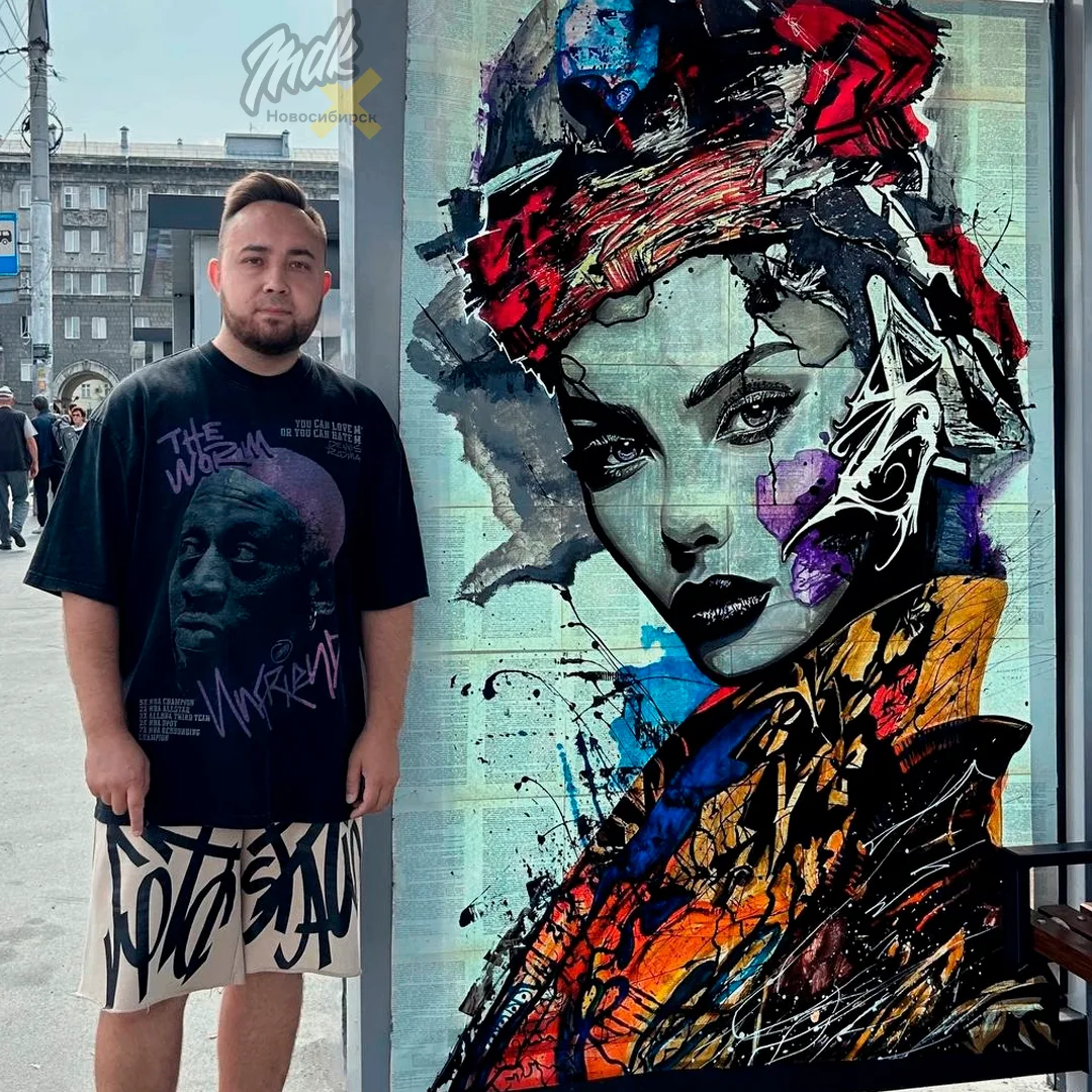 🎨 Житель нашего города необычно преобразил остановку «Вокзал Новосибирск-Главный», украсив её краси