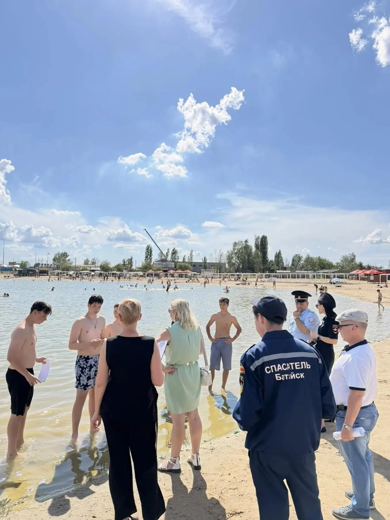 Транспортные полицейские Батайска провели профилактический рейд на водоемах

👮 В рамках проведения 