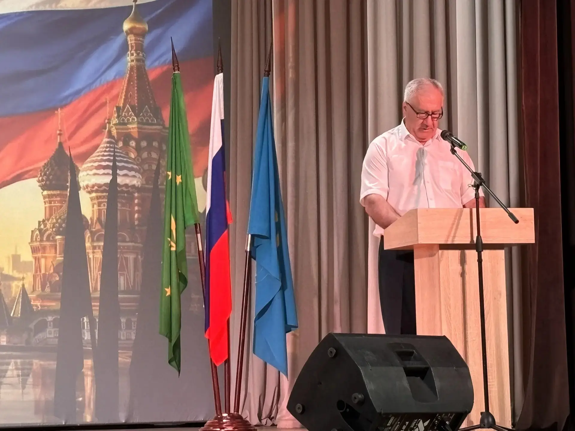 Председатель СНД ,руководитель фракции ВПП «Единая Россия» в СНД Аслан Меретуков принял участие в пр