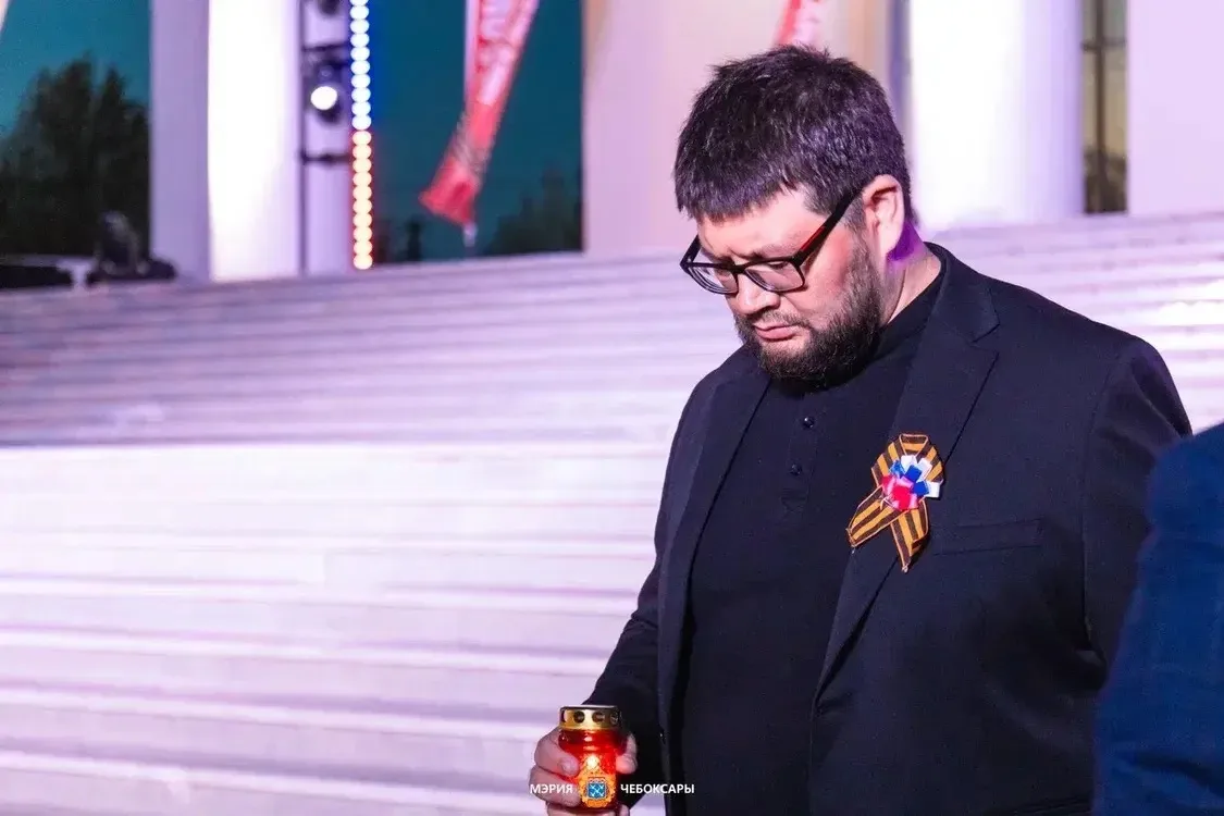 Свеча Победы: огонь, горящий сквозь годы 🕯️  Сегодняшняя акция «Свеча Победы» слила тысячи огоньков 