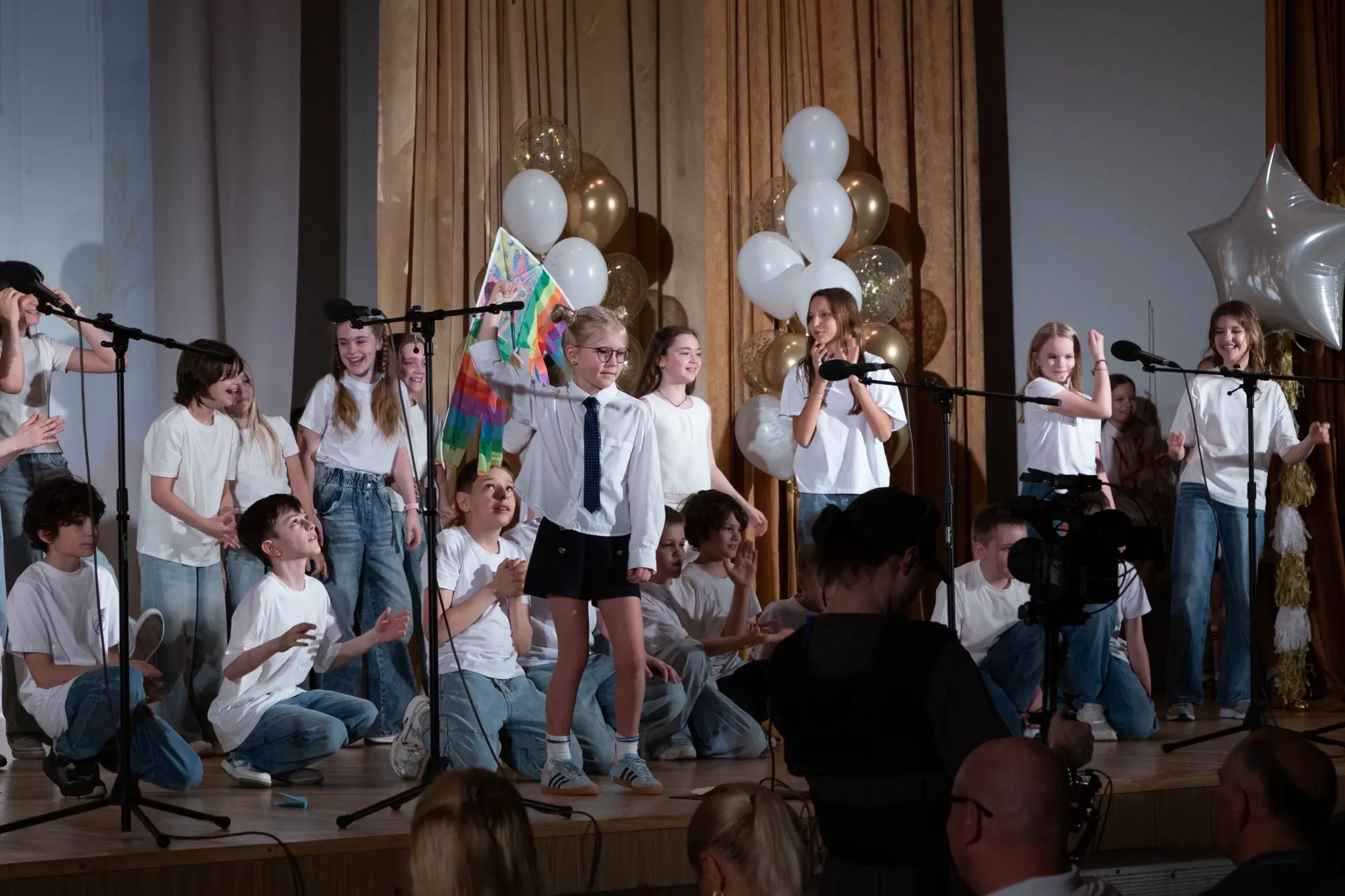 Выпускной в 4х классах 🎈  Май - особенный месяц для наших выпускников.   Выпускники начальной школы,