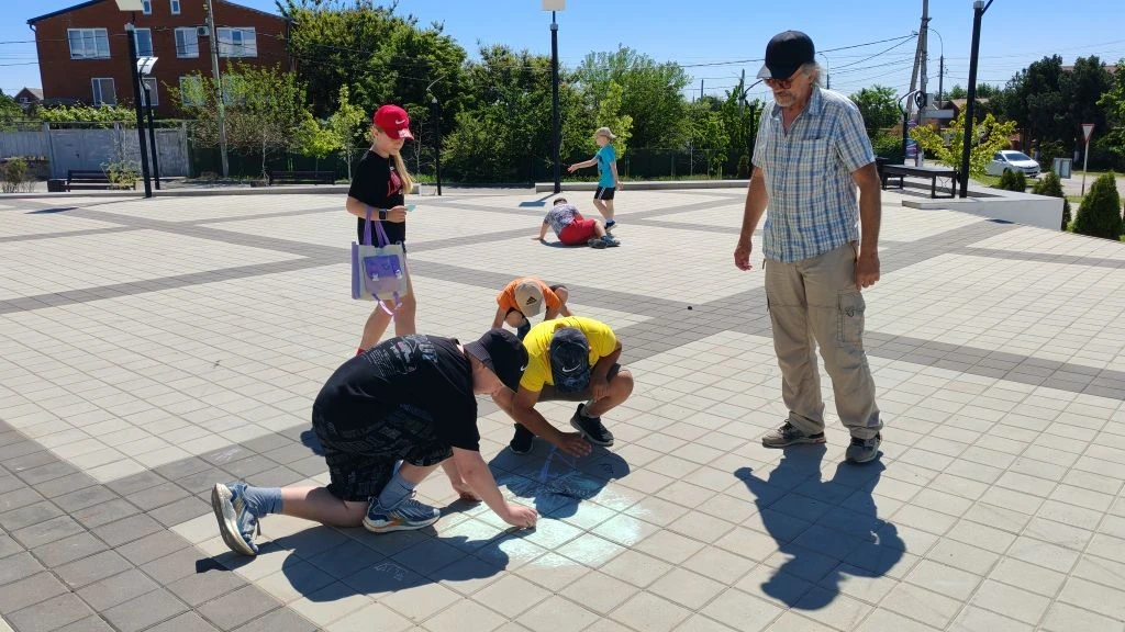 🌞 В нашем Доме культуры стартовала летняя детская досуговая площадка «Солнечный зайчик»! Двери наше