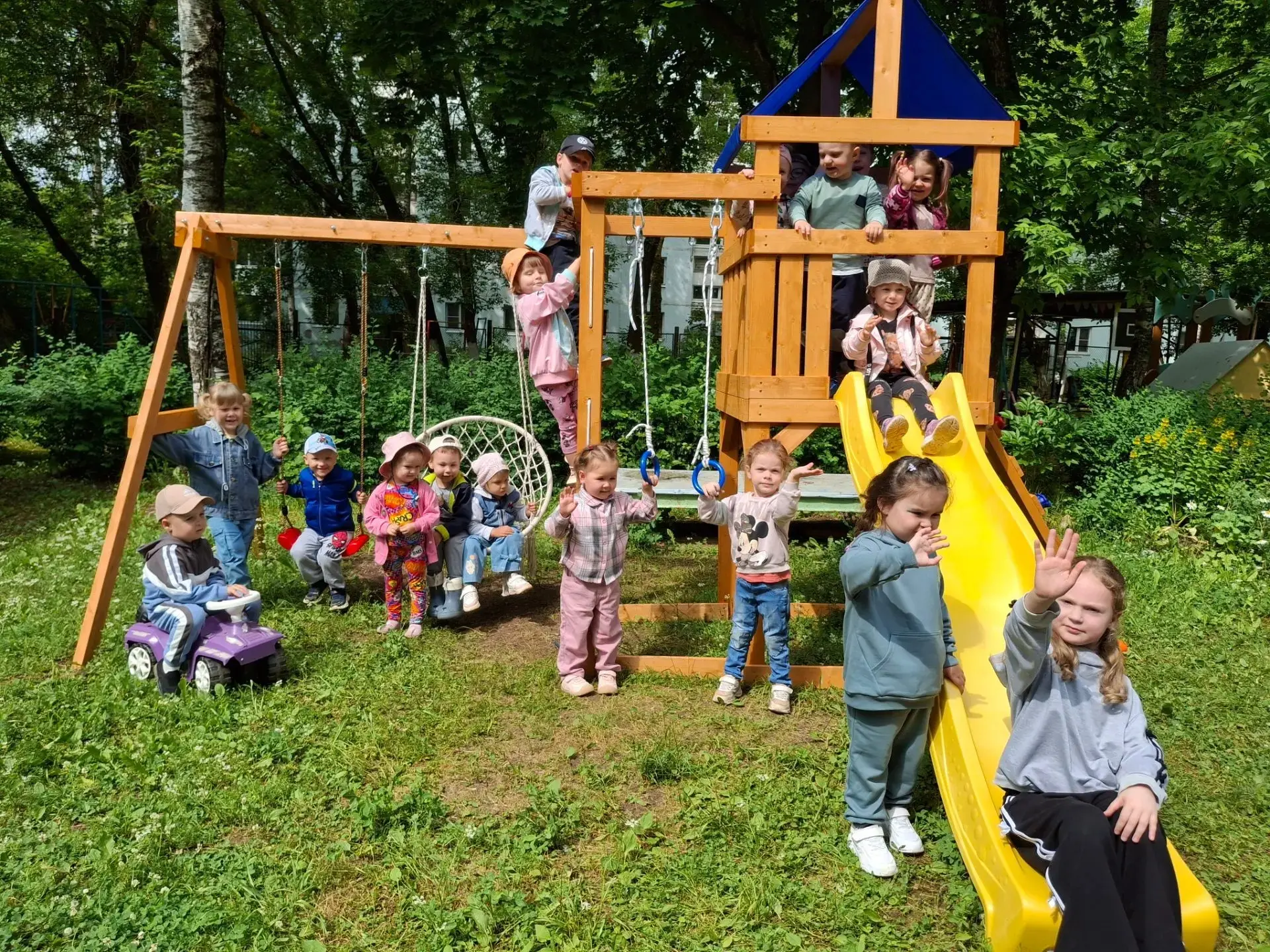 💞 Уважаемые родители!

👯‍♂️ Дети группы «Капитошка» выражают искреннюю благодарность за создание к