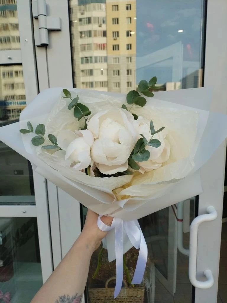 С пионами