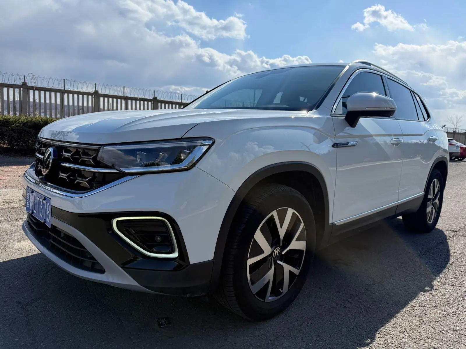 🚨👍🏻Volkswagen Tayron Рестайлинг 2022 из Китая: немецкое качество в кузове футуристичного кроссовера 