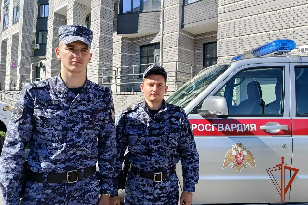 В Бийске росгвардейцы предотвратили трагедию на мосту