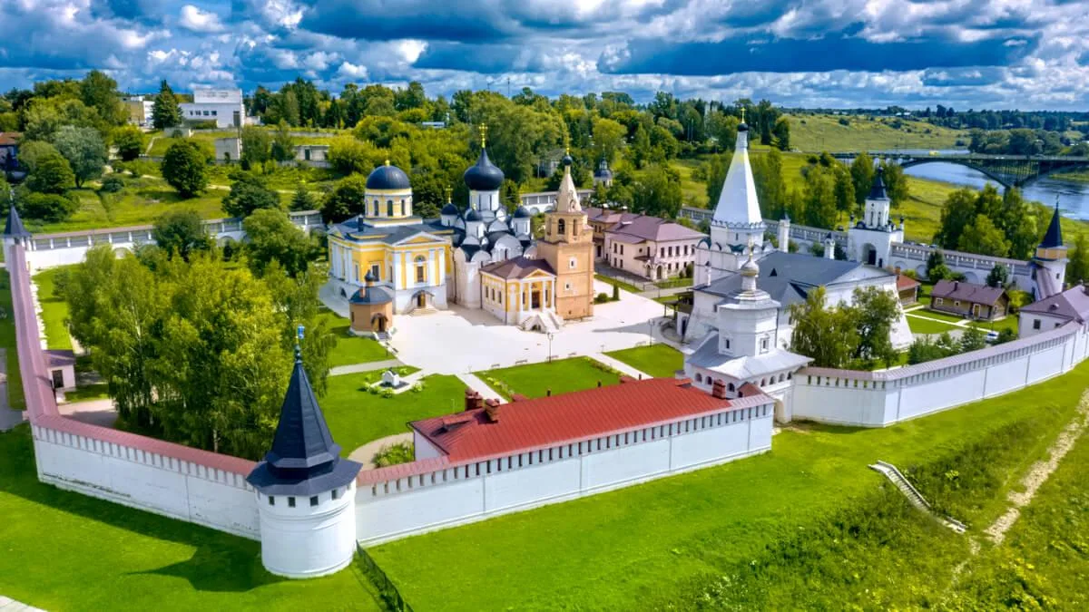 🌸 Весенняя новинка 🌸 От Ржева до Старой Руссы  Маршрут: Москва - Ржев - Старица - Торопец - Полибино