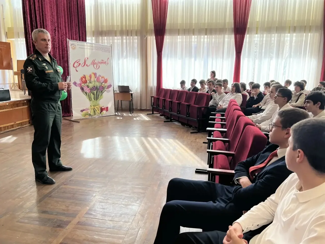 Встреча с профессией💥  📌В МБОУ «Школа-гимназия, детский сад № 25» прошло профориентационное занятие 