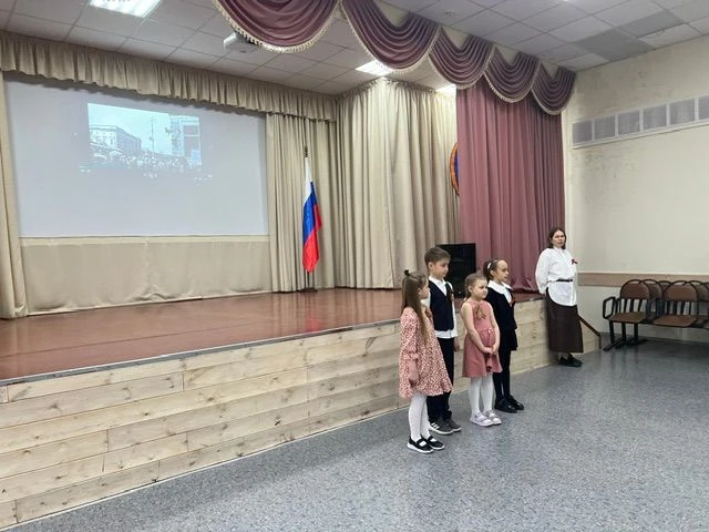ЦО - средняя школа N36, ЦРР - детский сад №182   Сегодня воспитанники из ЦРР-детского сада № 182 пер
